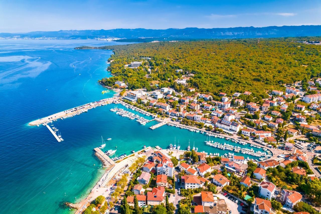 Hotel Adria Malinska Εξωτερικό φωτογραφία
