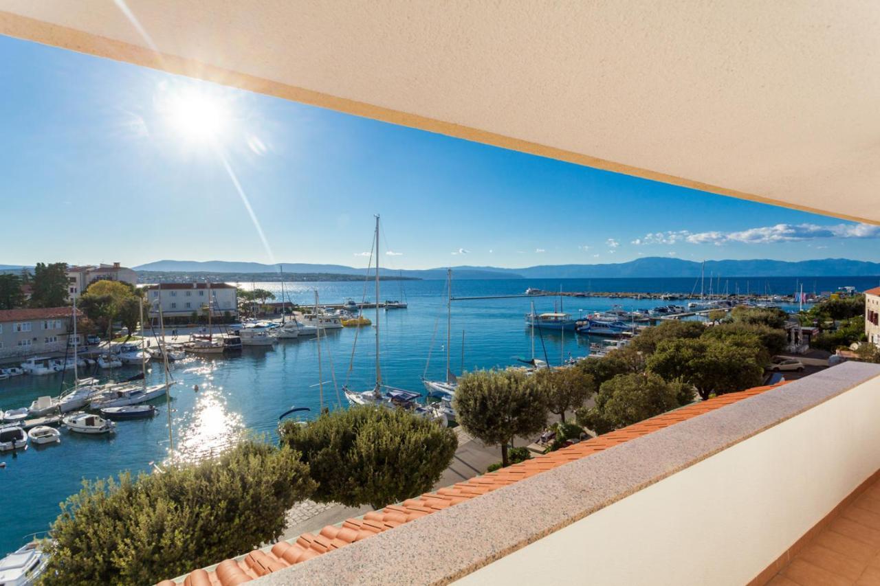 Hotel Adria Malinska Εξωτερικό φωτογραφία